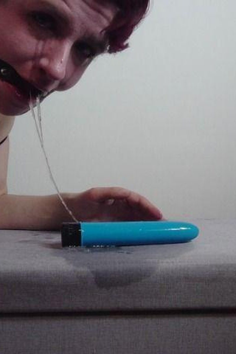 Throat Training - Screenshot 1 of 4 - Cum Drip