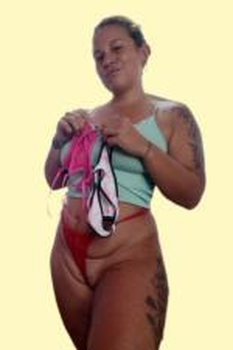 Marking My Cameltoe - Screenshot 1 of 4 - BBW