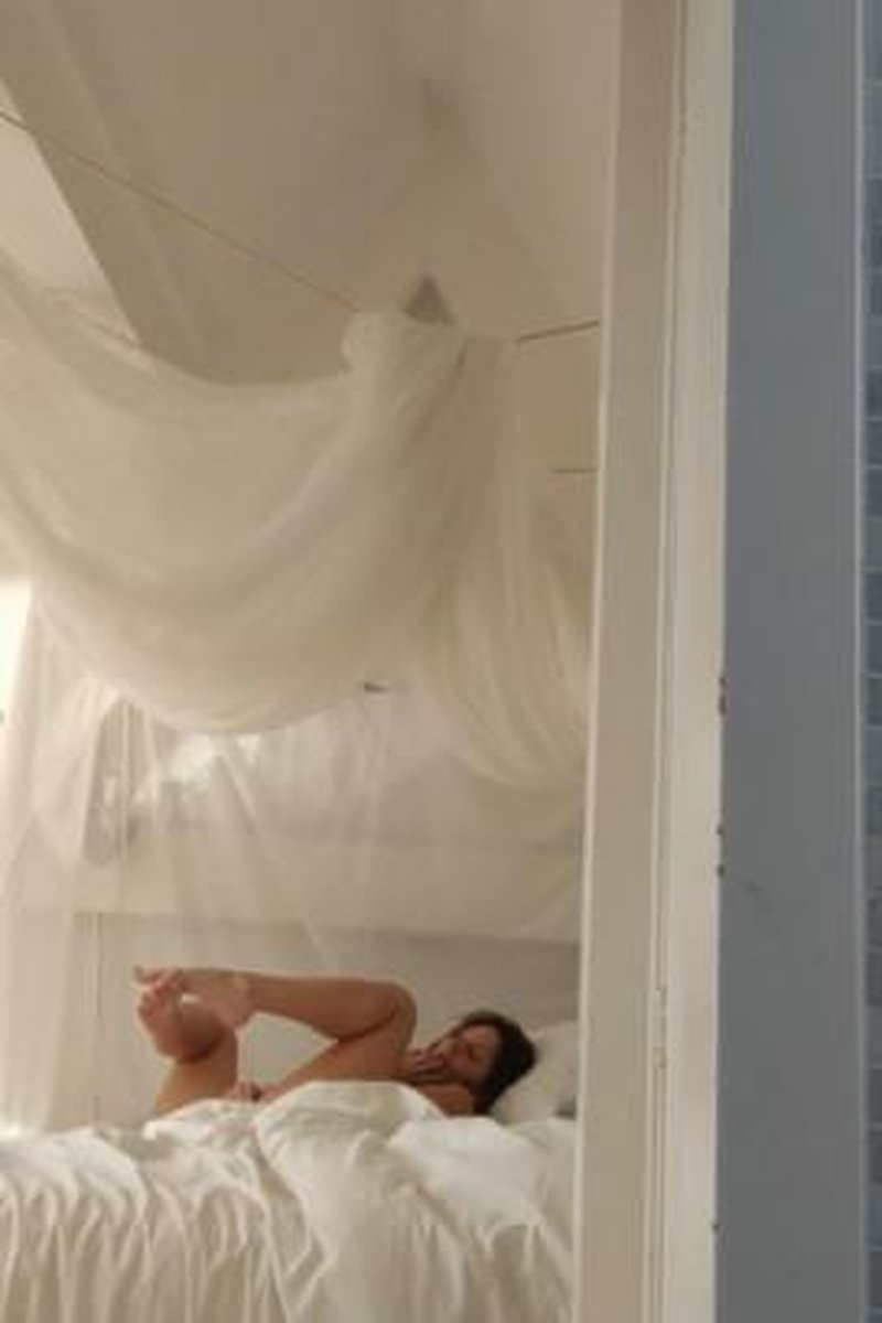 Refreshing - Screenshot 1 of 4 - Babes