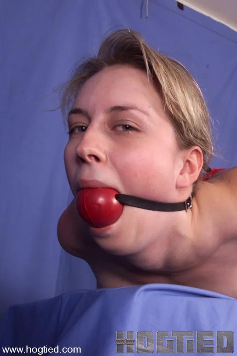 Leila - Screenshot 1 of 4 - BDSM