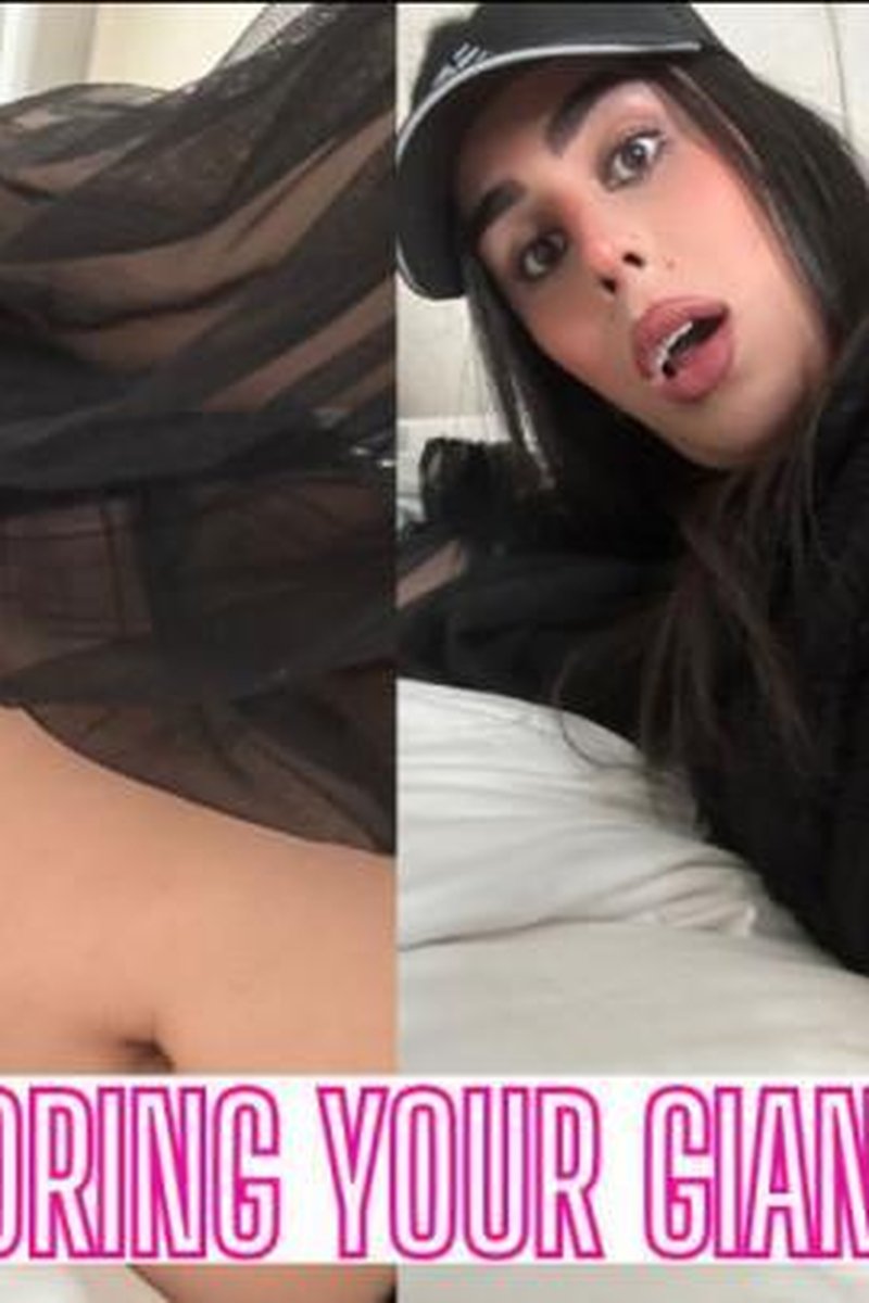 Exploring Your Giantess - Screenshot 1 of 4 - Body Worship