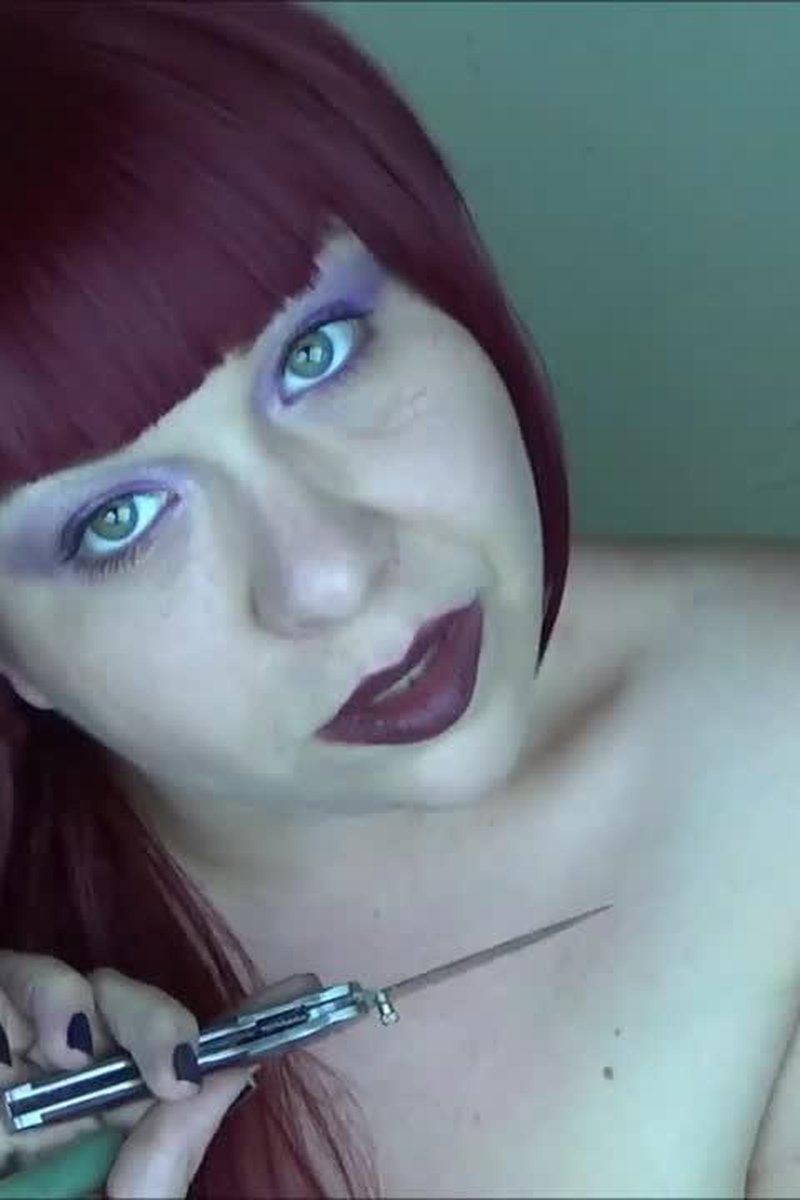 Witch Bitch - Screenshot 1 of 4 - Femdom