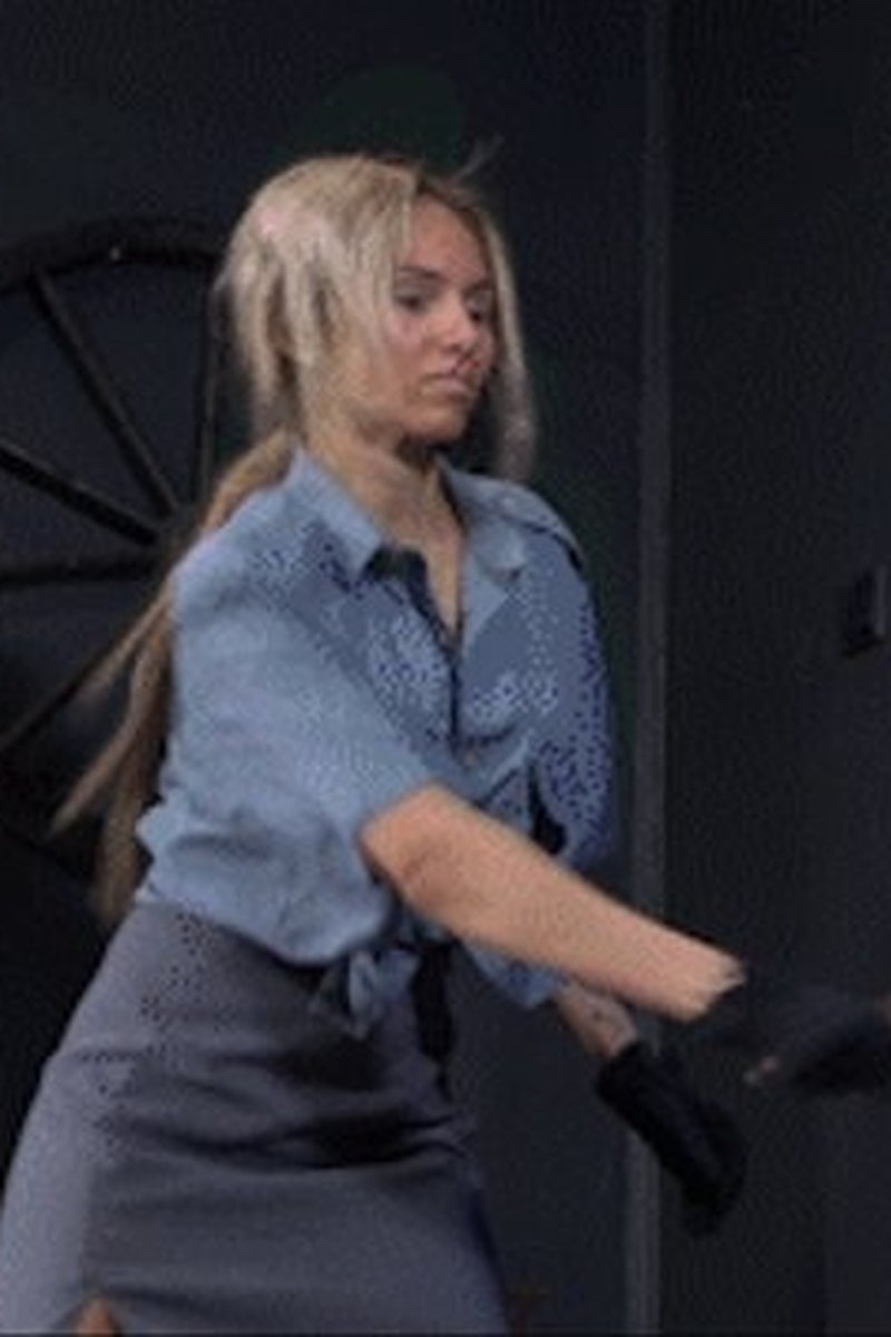 Prison Guard Sonja - Screenshot 1 of 4 - Femdom