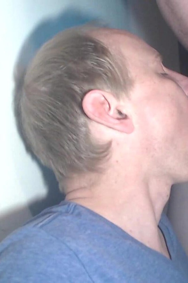 Daddy Deepthroating - Screenshot 1 of 4 - Facesitting