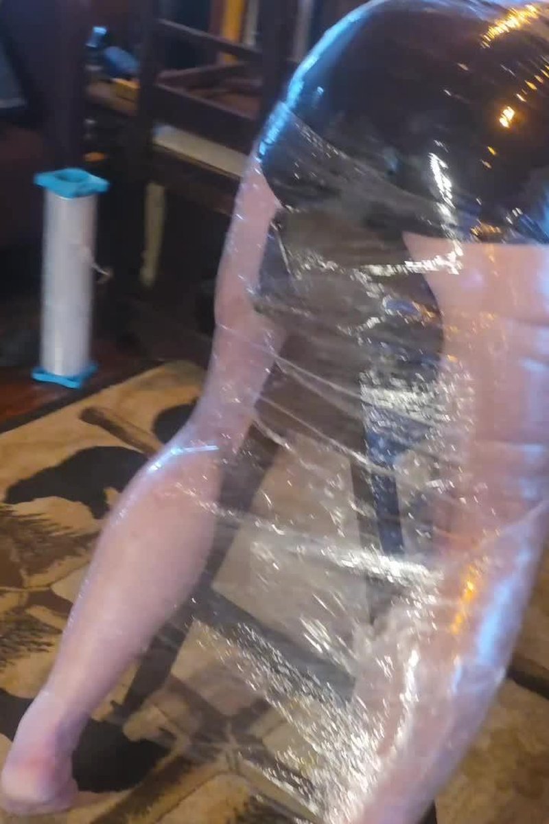 Toothbrush Tickler - Screenshot 1 of 4 - Bondage