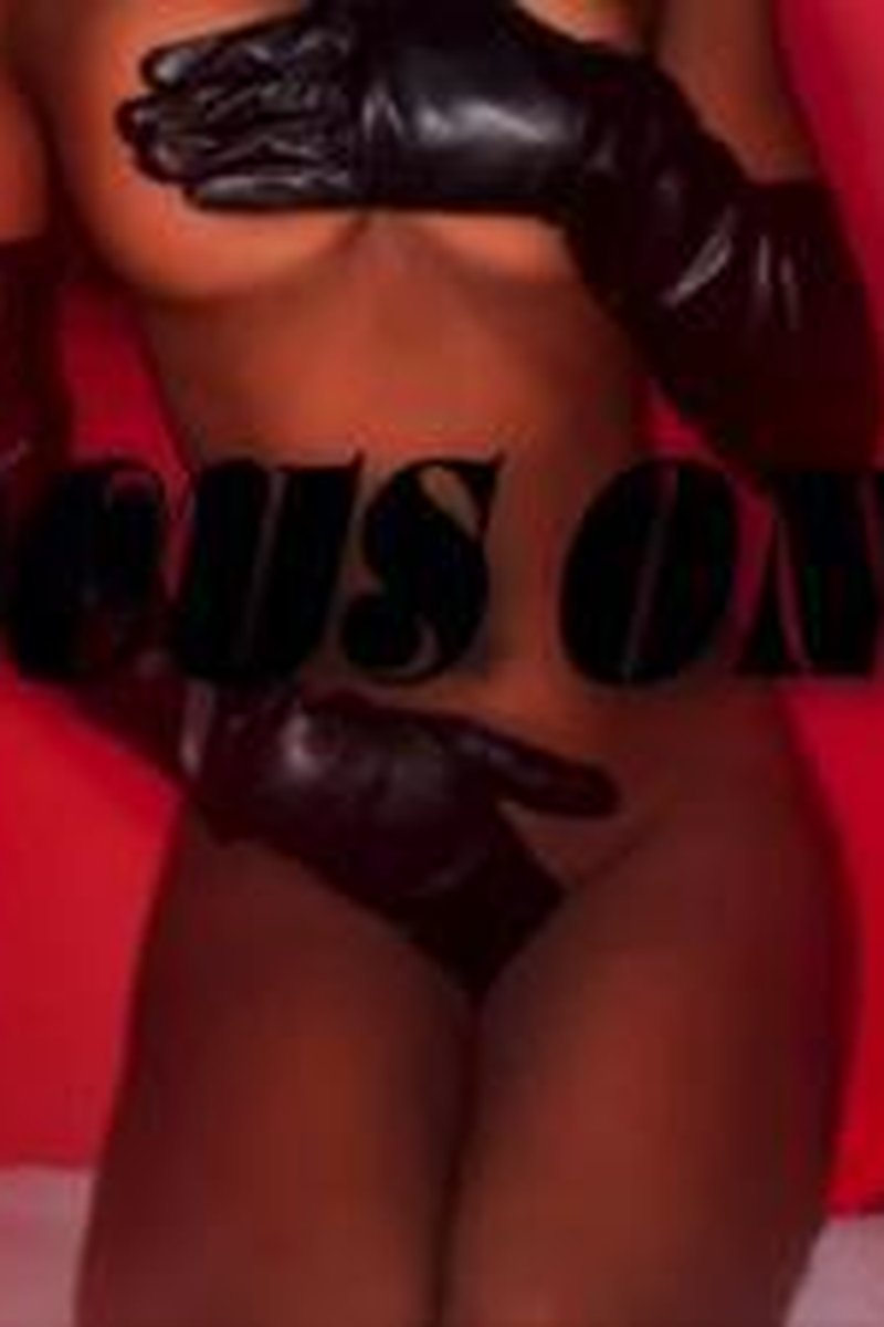 Focus On Me - Screenshot 1 of 4 - Black