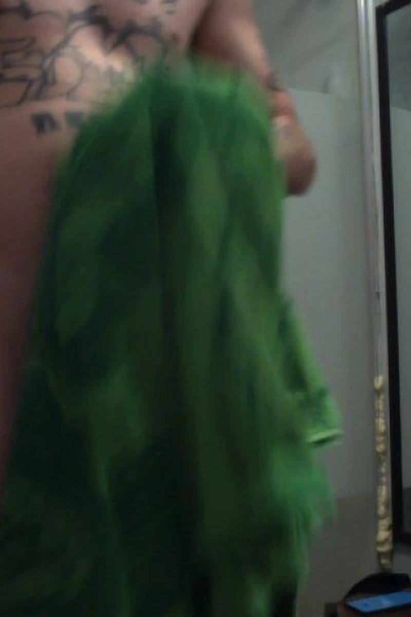 Shower Time - Screenshot 1 of 4 - Ass Fetish