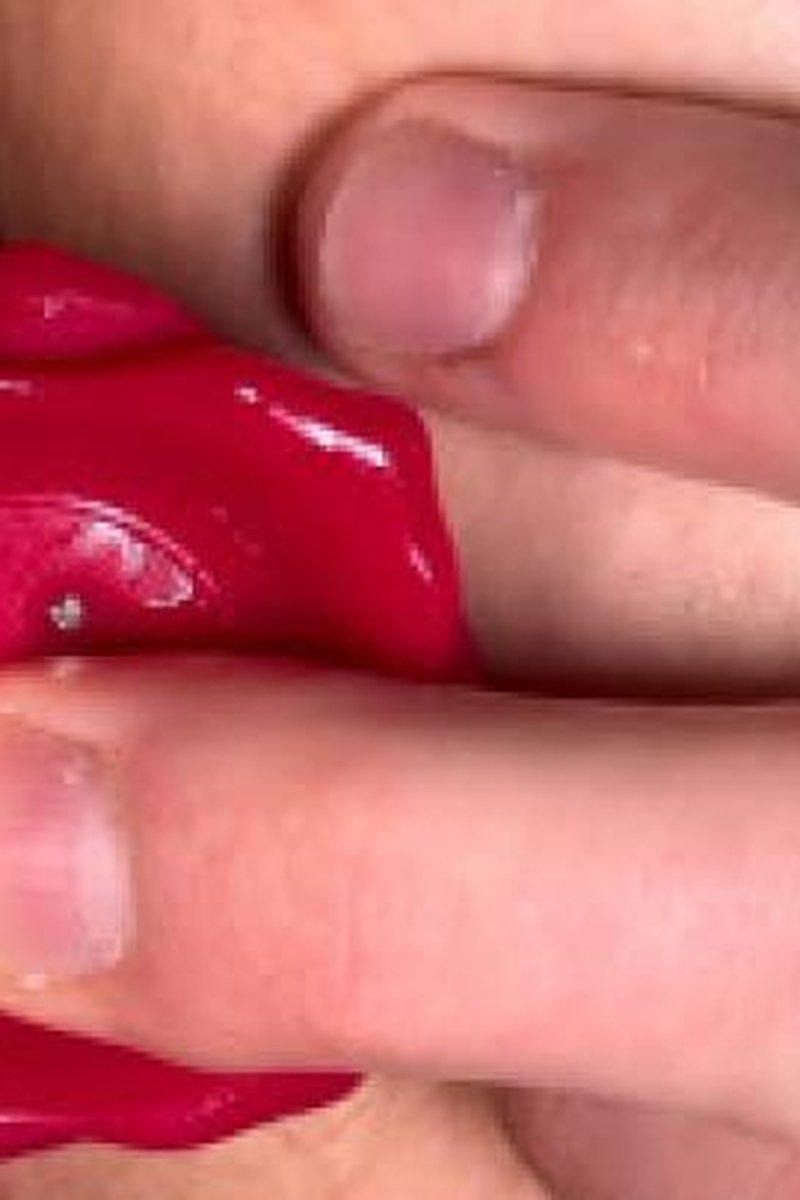Trying New Vibrating Butt Plug - Screenshot 1 of 4 - Anal