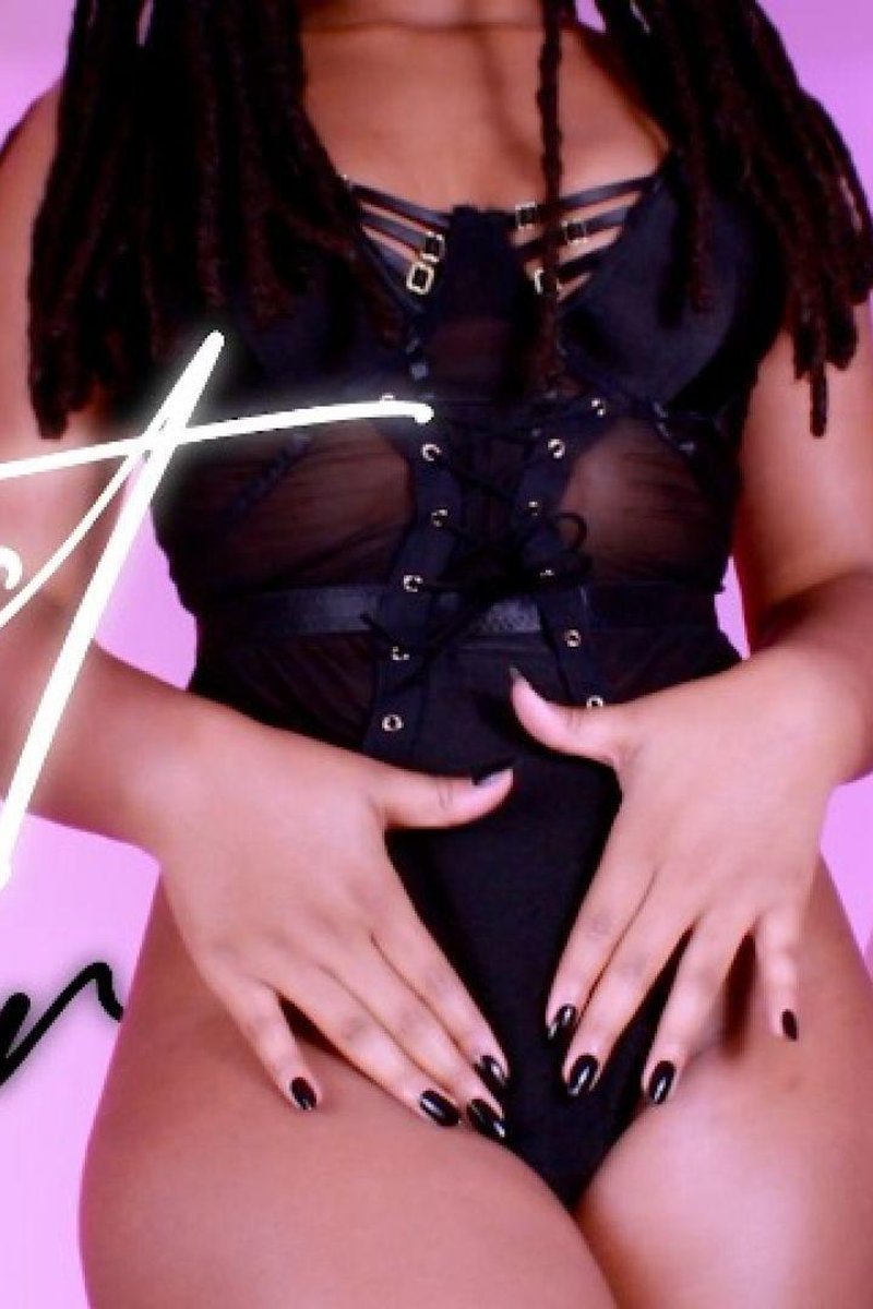 Ghost Her - Screenshot 1 of 4 - Ass Fetish