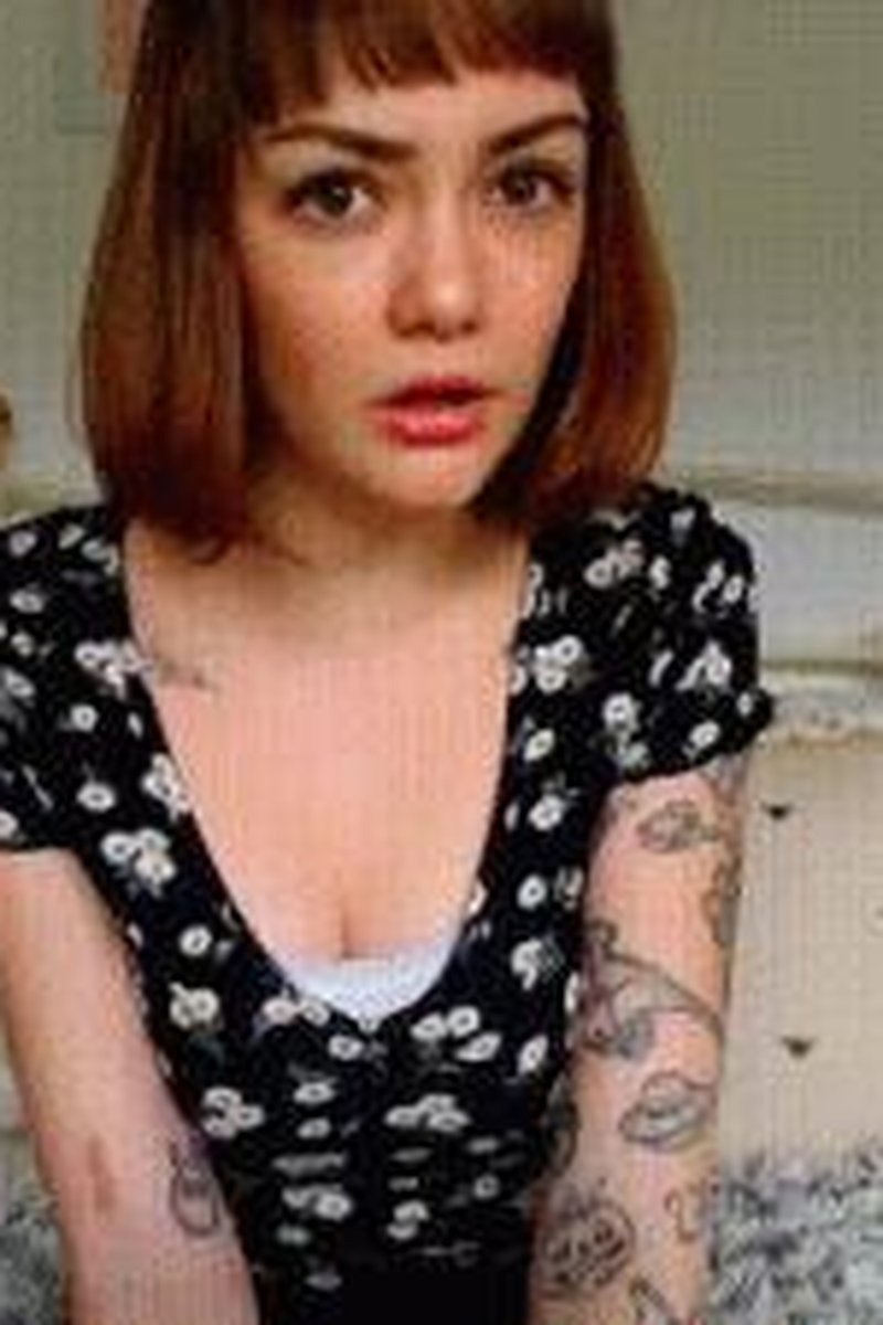 Bratty Girlfriend - Screenshot 1 of 4 - BDSM