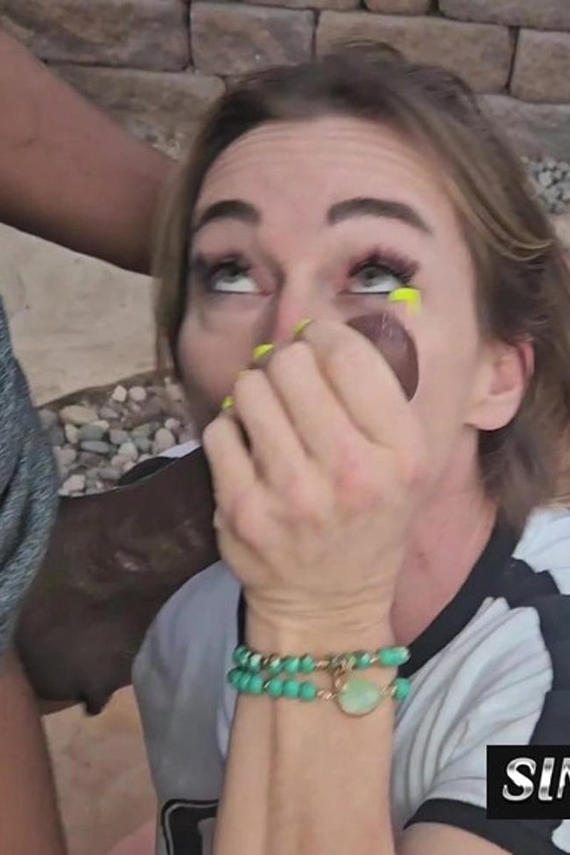 Backyard BBC Facial Explosion - Screenshot 1 of 4 - Ass Fetish