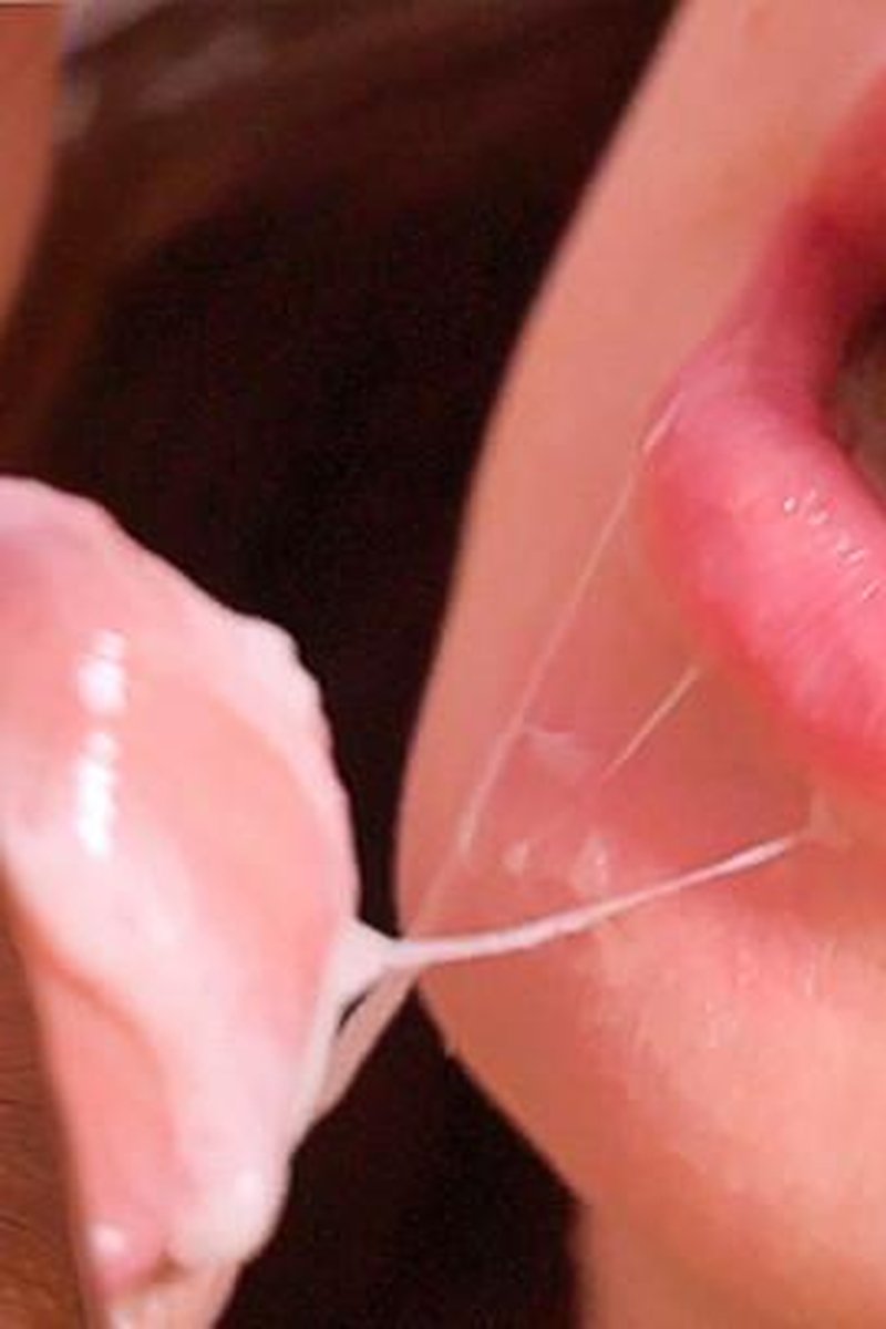 Foreskin Play, Close Up Gentle Sucking - Screenshot 1 of 4 - Amateur