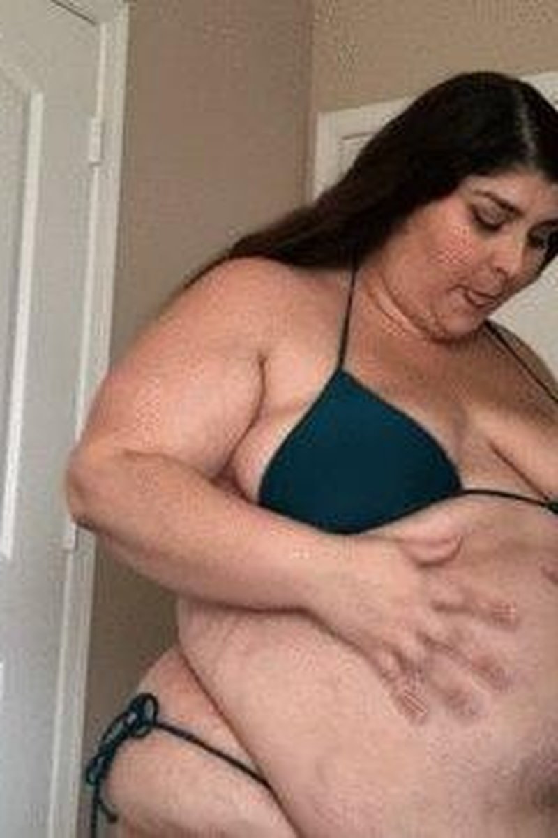 The Queen Pred - Screenshot 1 of 4 - BBW