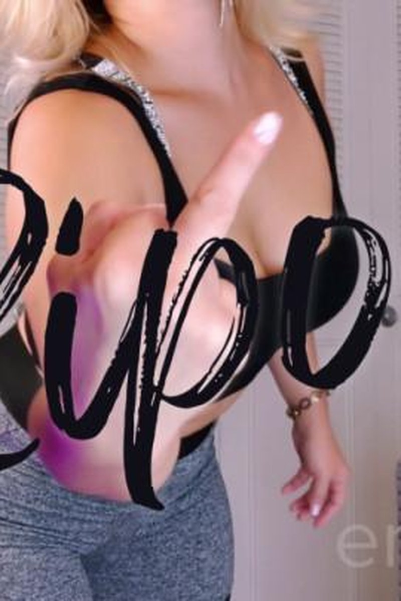 Ripoff - Screenshot 1 of 4 - Blonde Hair (Female)