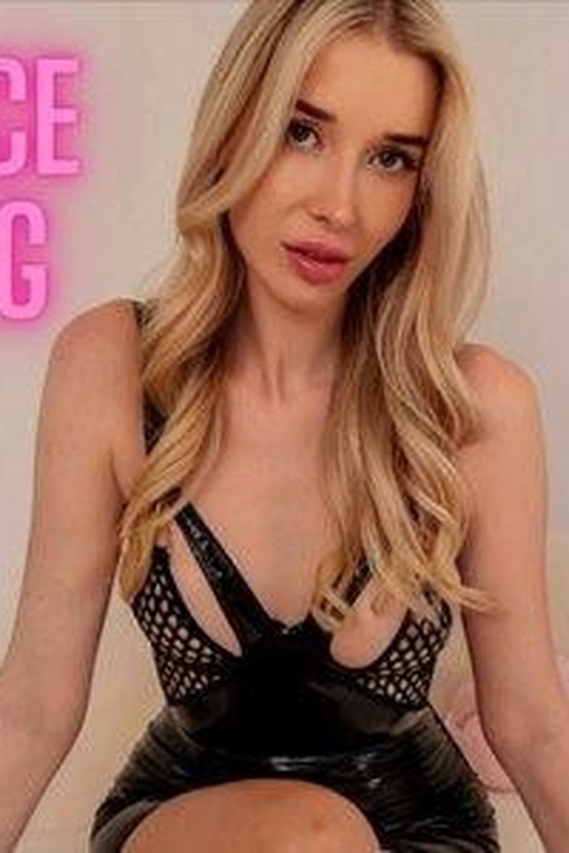 Obedience Training Task - Screenshot 1 of 4 - Bitch