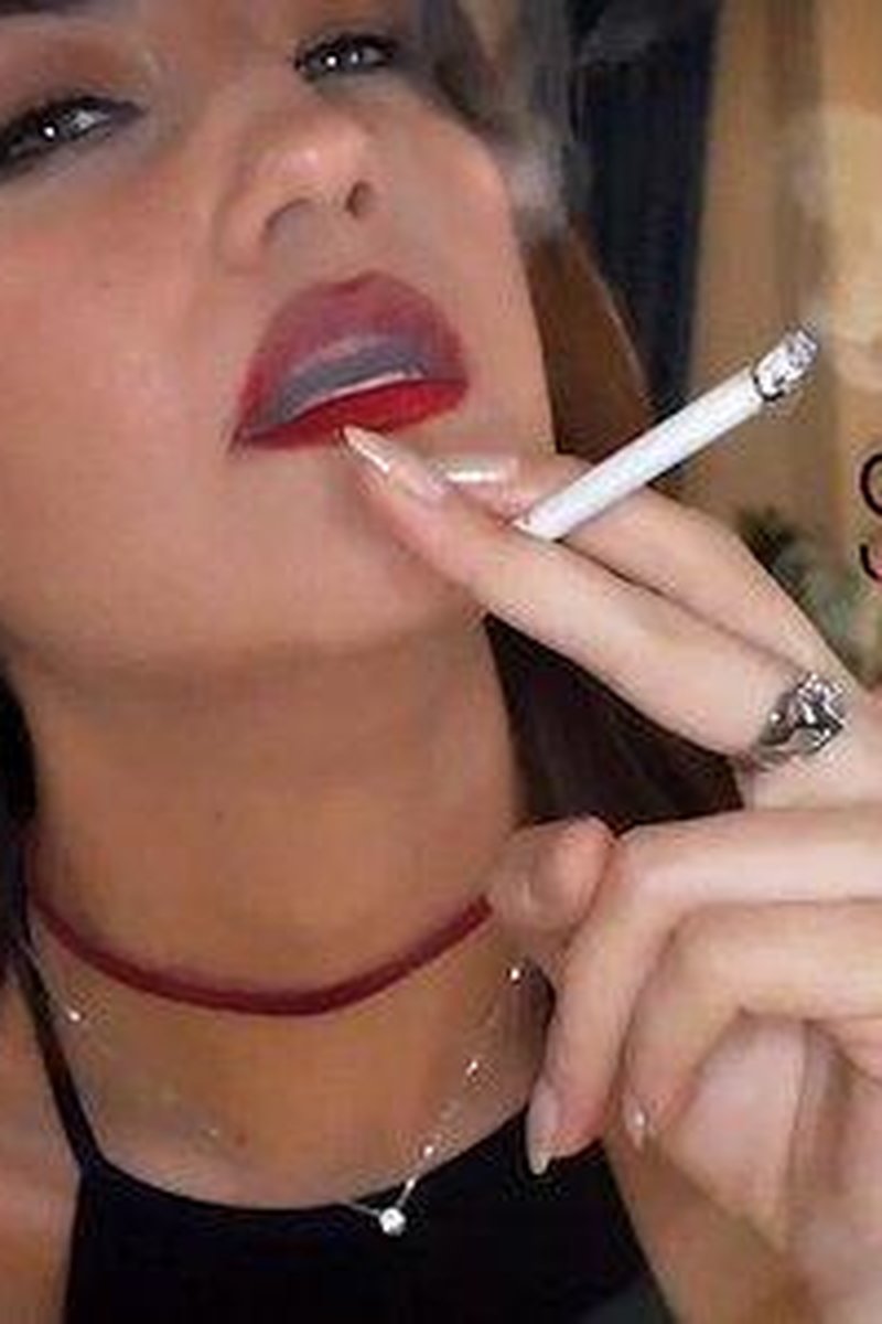 Stroke When I Smoke - Screenshot 1 of 4 - Cigar Fetish