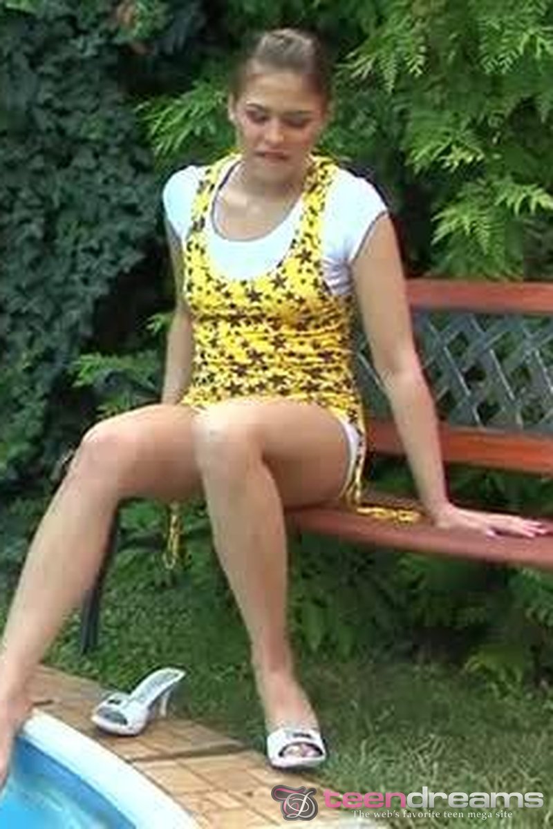 Renata - Screenshot 1 of 4 - Teen (18-22)