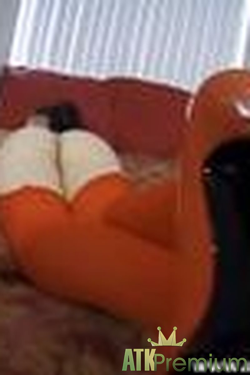 Devon - Masturbation - Screenshot 1 of 4 - Devon Dev001