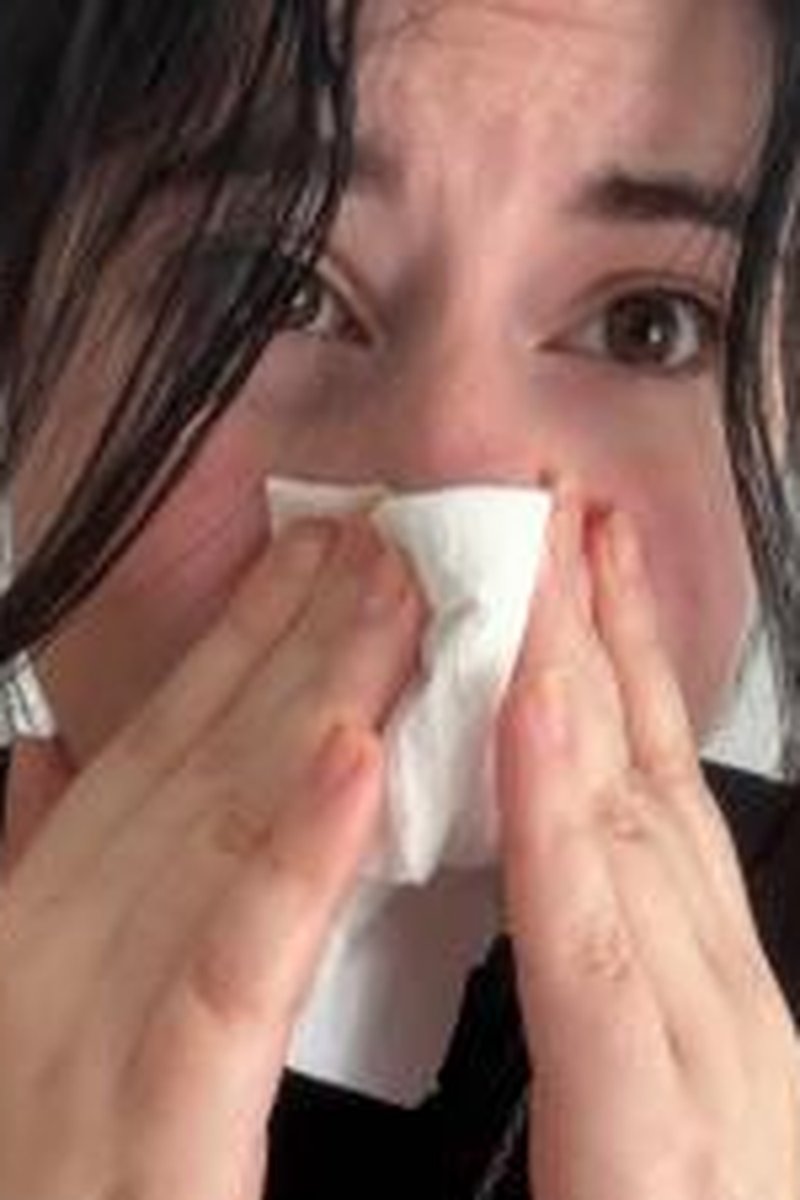 Sneezing In The Morning - Screenshot 1 of 4 - Nose Fetish