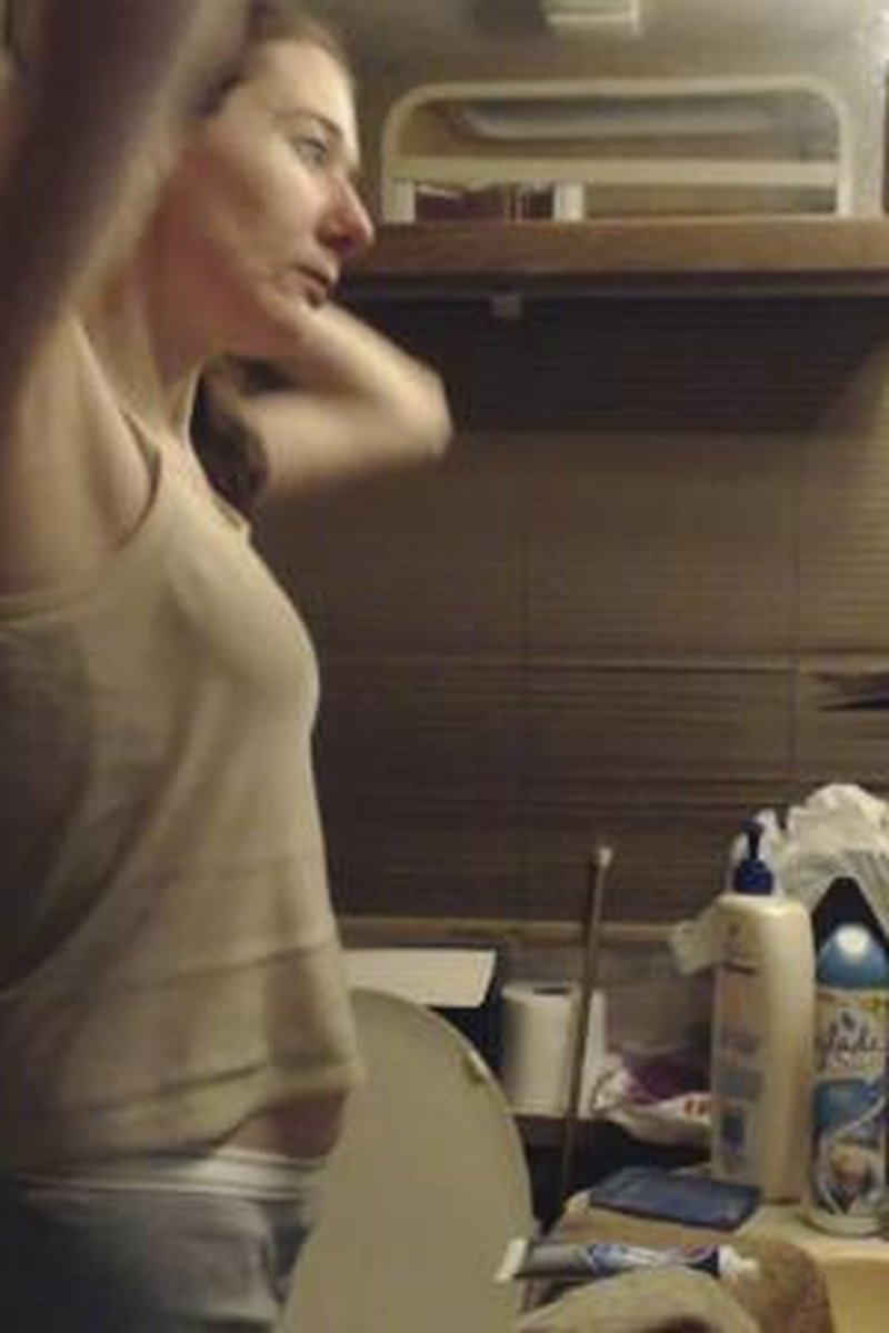 Someones Watching - Screenshot 1 of 4 - Brown Hair