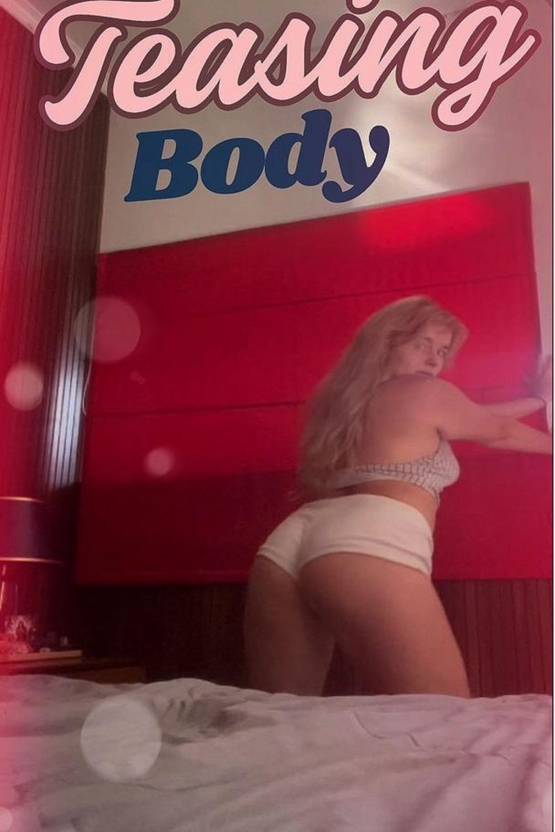 Teasing Body - Screenshot 1 of 4 - Ass Fetish