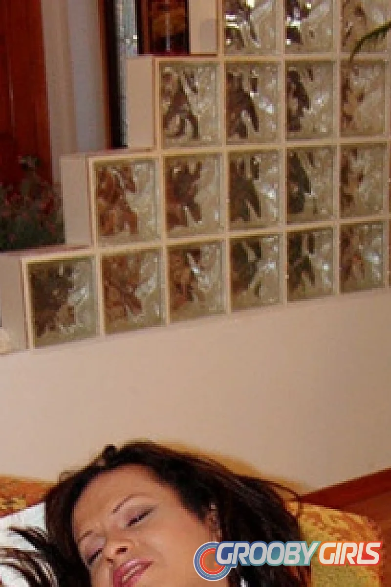Gia - Screenshot 1 of 4 - Transgender