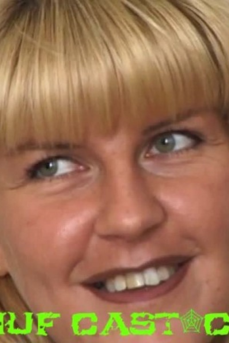 Beatrice - Screenshot 1 of 4 - Blond Hair