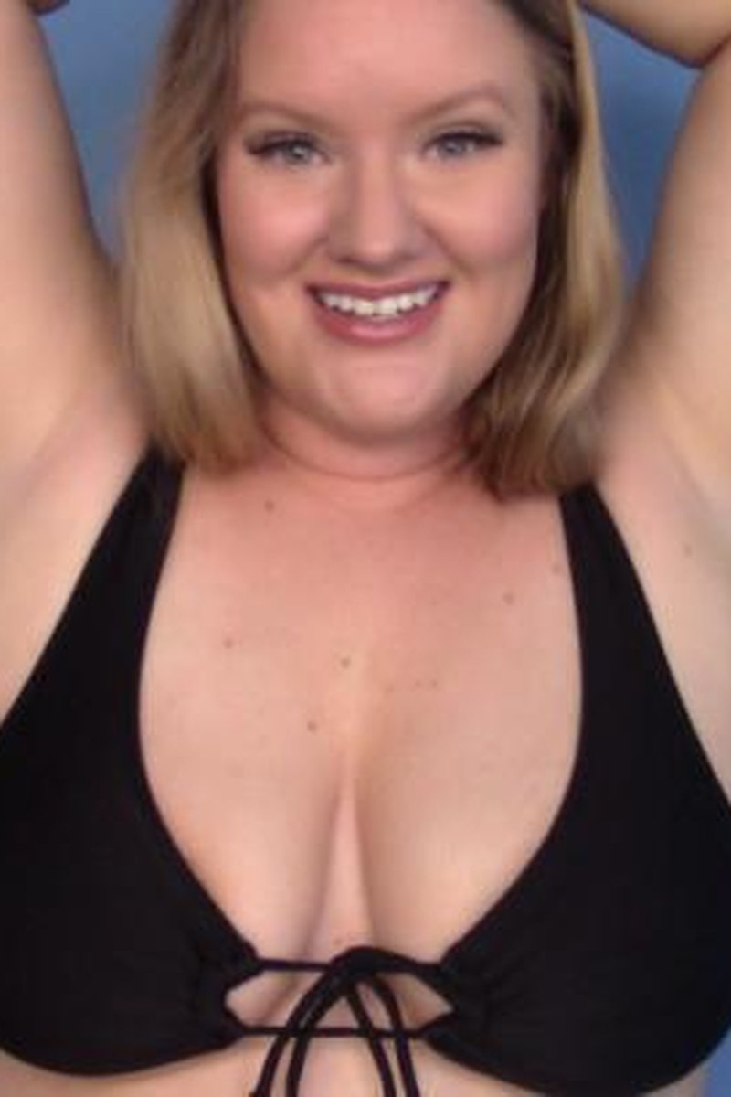 Armpit Bitch - Screenshot 1 of 4 - Armpit Fetish