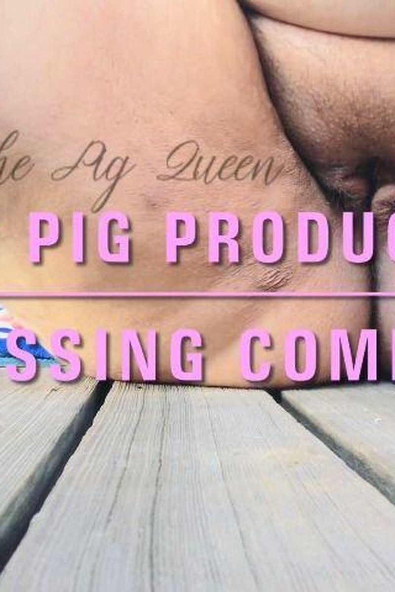 BBW Pissing Compilation - Screenshot 1 of 4 - BBW