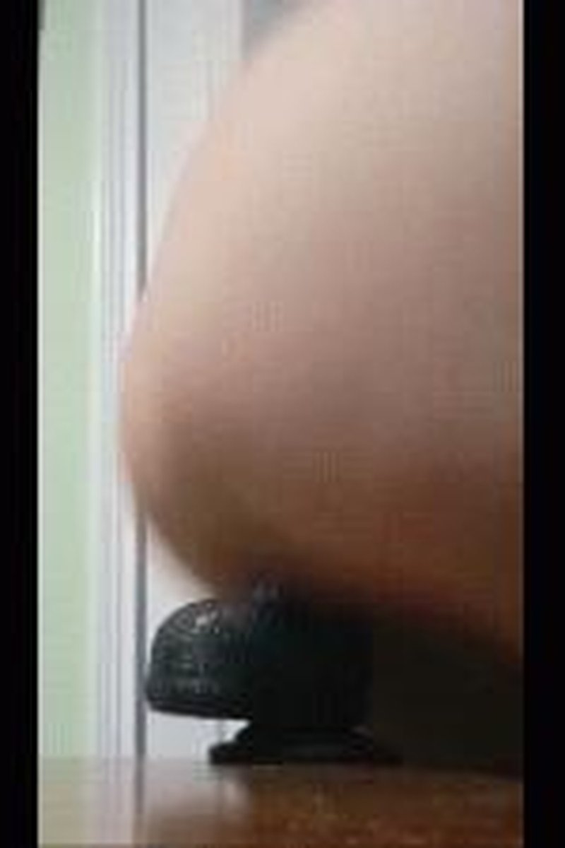 Alex - Screenshot 1 of 4 - Babes