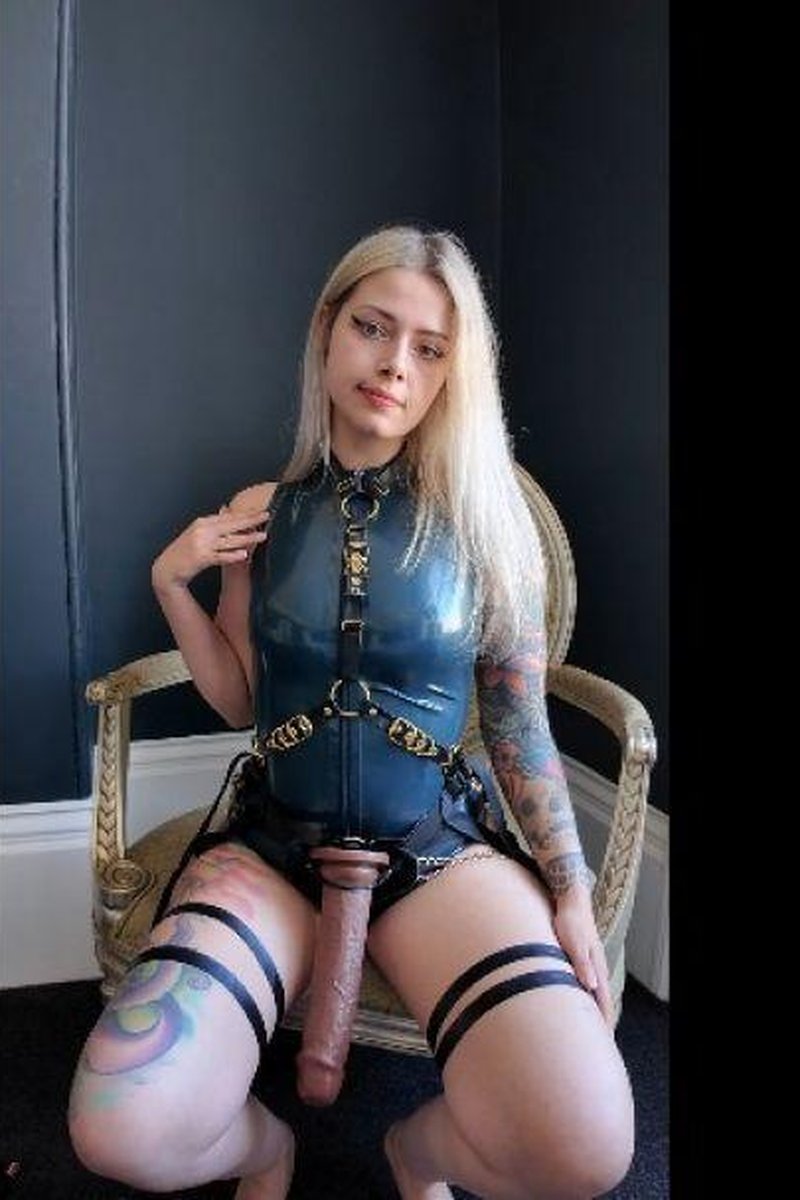 Cbt JOI Challenge Task - Screenshot 1 of 4 - Blonde Hair (Female)