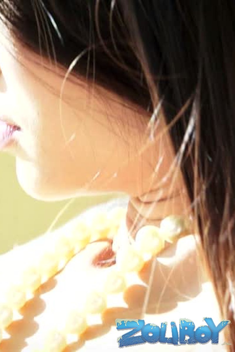 Bedroom Secrets - Screenshot 1 of 4 - Asian