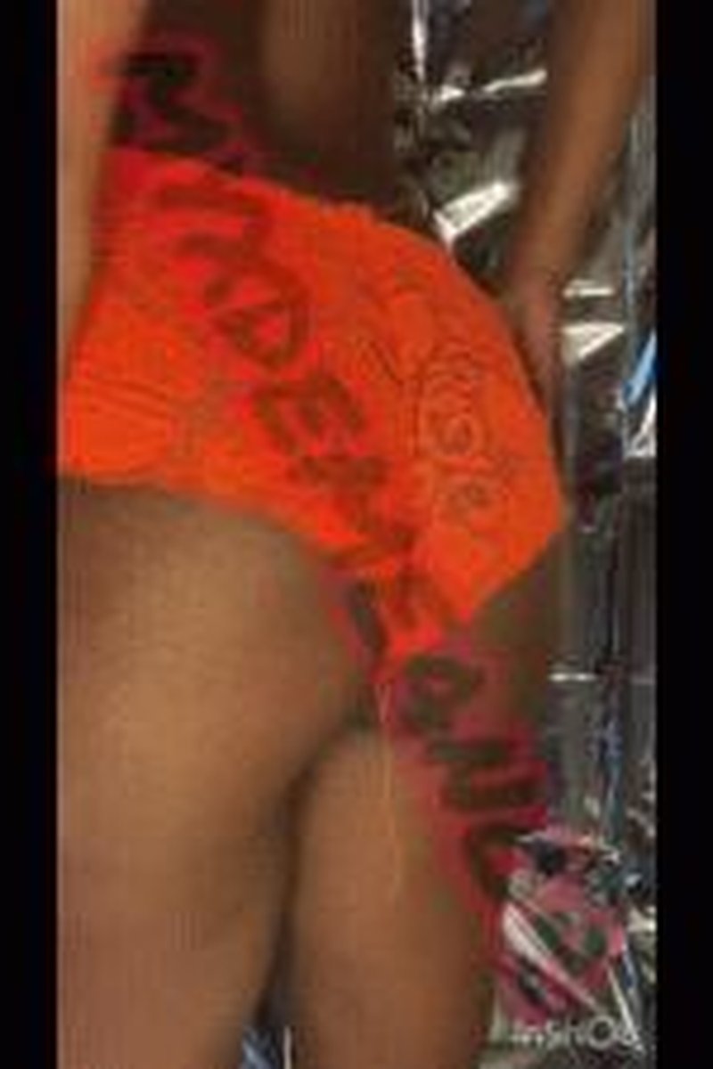 Admire Ass - Screenshot 1 of 4 - Ass Fetish
