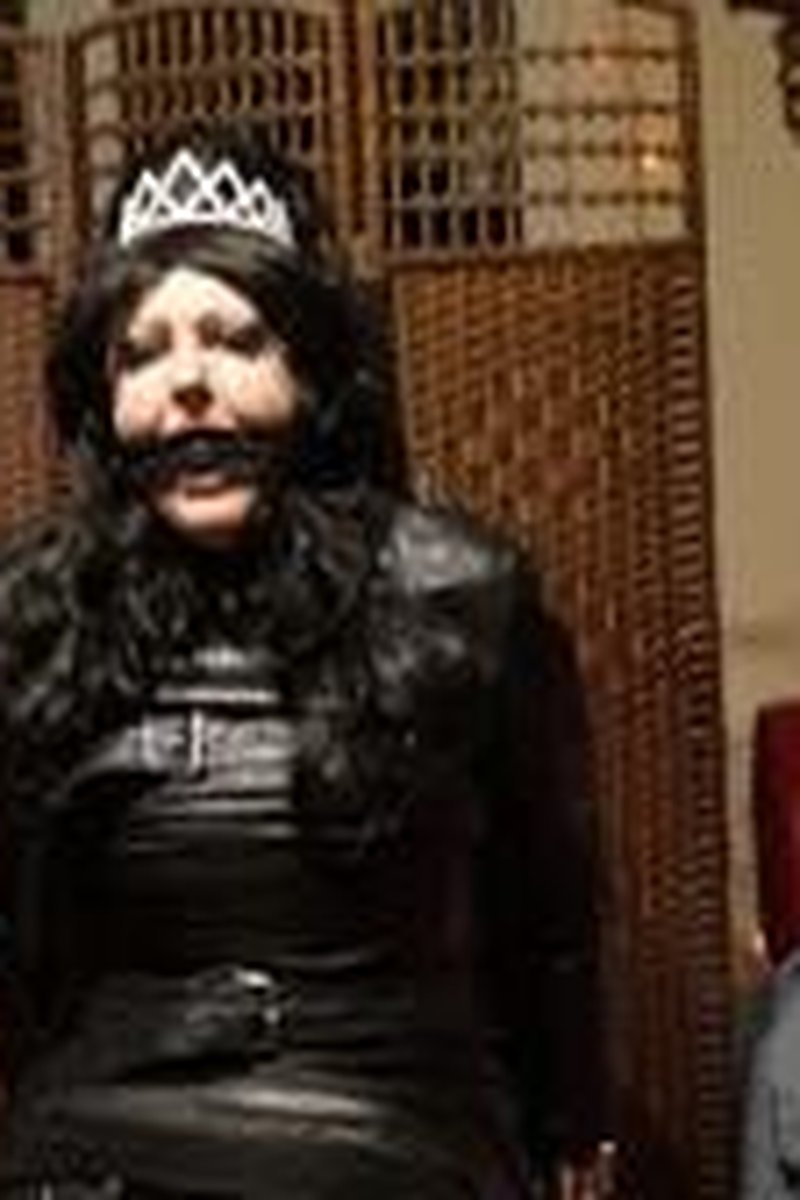 Leather Princess - Screenshot 1 of 4 - Bondage