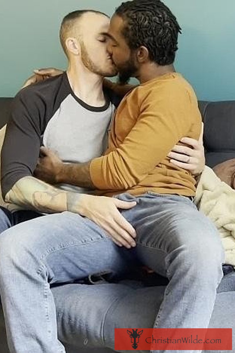 Two Fat Cocks - Screenshot 1 of 4 - Blowjob