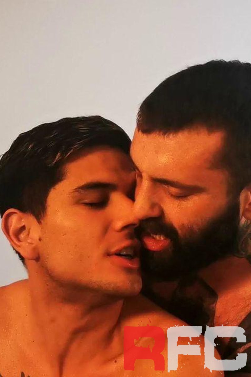 Dick Addict - Screenshot 1 of 4 - Big Muscle Guys