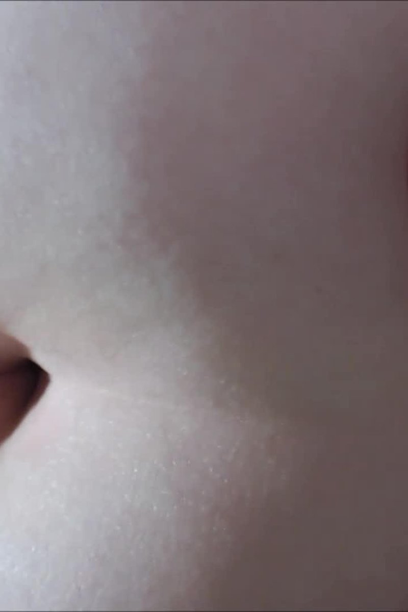 Belly Button Fingering - Screenshot 1 of 4 - BBW