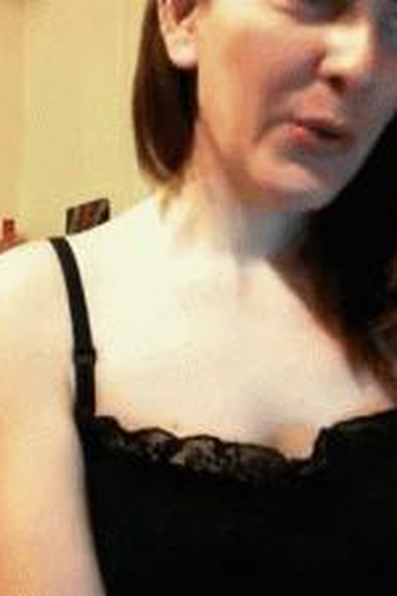 Insulto Pesantemente Tua Moglie - Screenshot 1 of 4 - Cuckolding