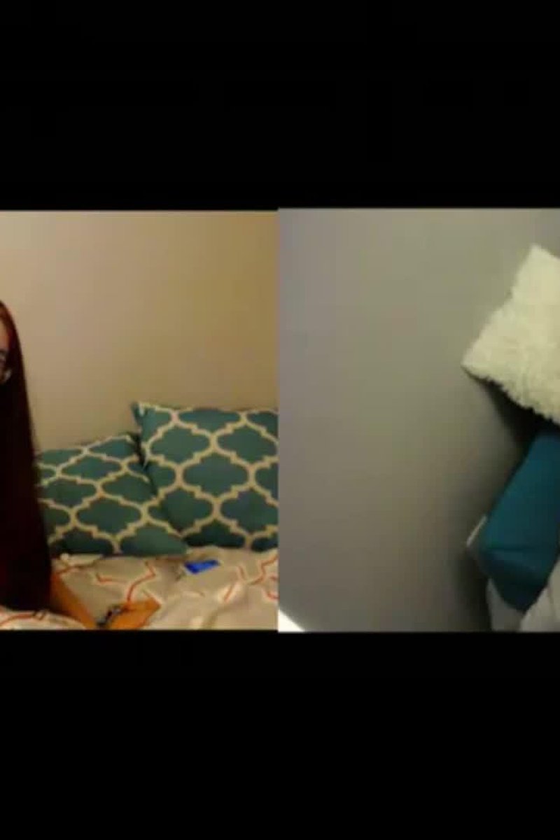 Throwback Cam Show - Screenshot 1 of 4 - Big Tits