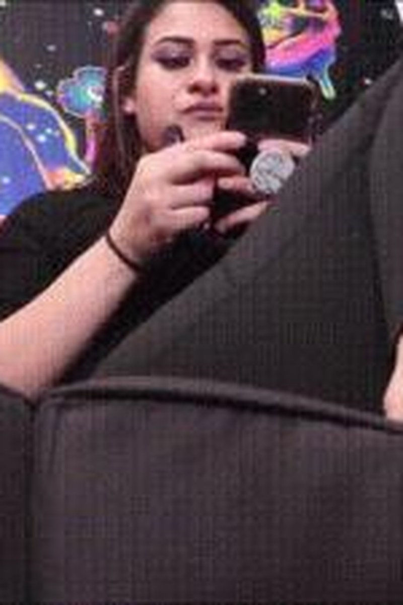 Unaware - Screenshot 1 of 4 - Barefoot