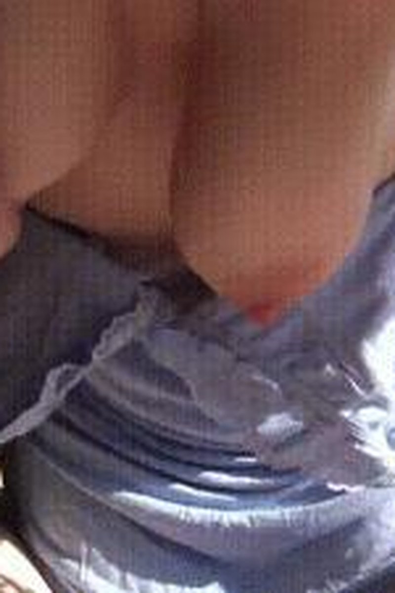 Swallow Sunday - Screenshot 1 of 4 - Blowjob