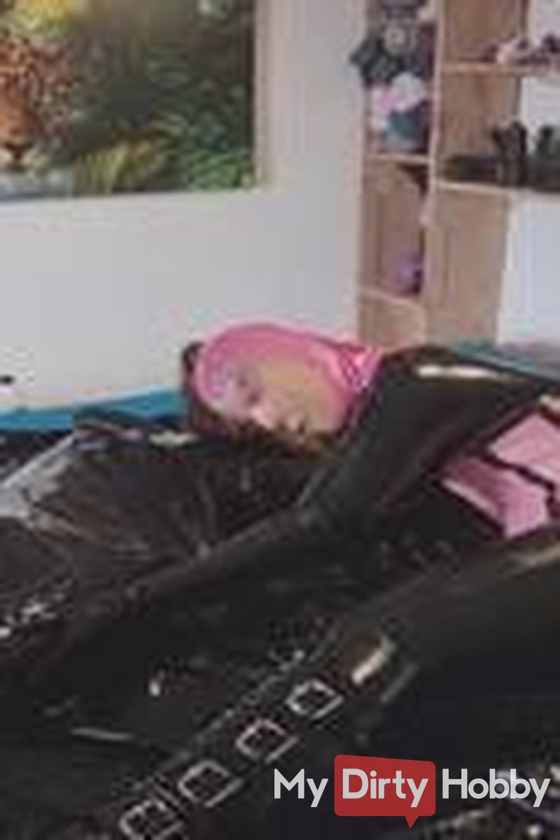 Latex Sleeping Bag with Dominatrix Fraya - Screenshot 1 of 4 - Fraya Adullt