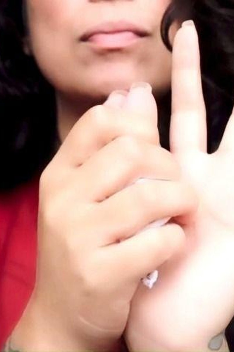 Ripping Papers - Screenshot 1 of 4 - Body Worship