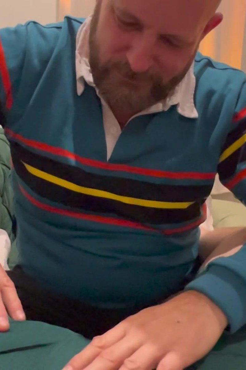 When @Seattle_Dad Was Down Visiting Portland, He Had Me Over - Screenshot 1 of 4 - Blowjob