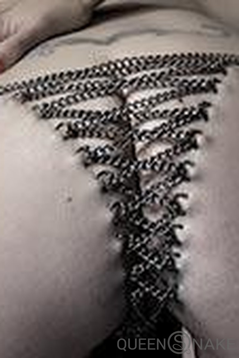 Chain Panties - Screenshot 1 of 4 - Bondage