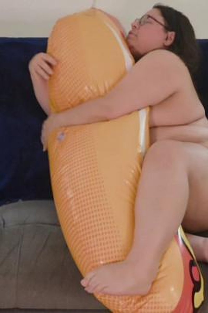 Nude Inflatable Float Deflation - Screenshot 1 of 4 - BBW