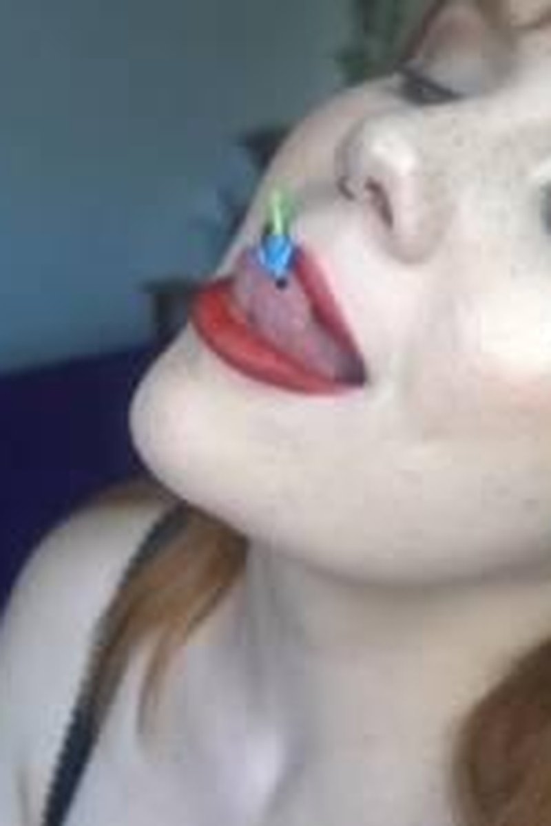 Ginger Giantess - Screenshot 1 of 4 - Big Tits