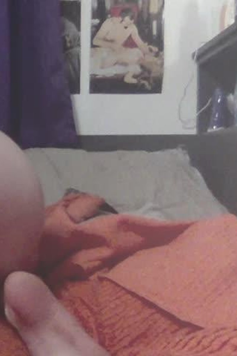 Self Belt Spanking On My Perky Arse - Screenshot 1 of 4 - Ass Fetish
