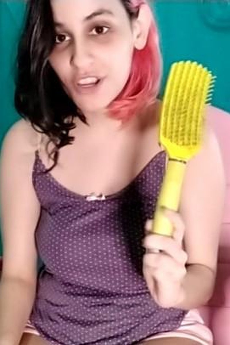 Fucking Random Objects - Screenshot 1 of 4 - Masturbation