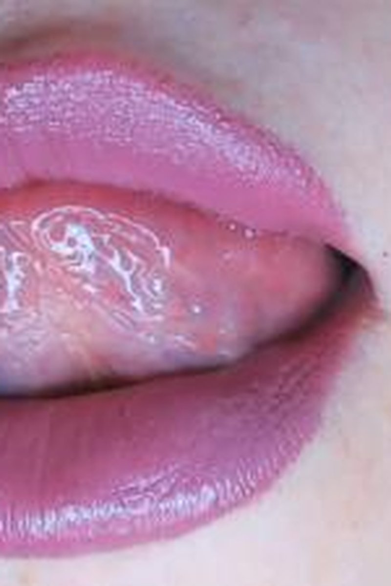 My Red Lipstick And Luscious Lips - Screenshot 1 of 4 - Beautiful